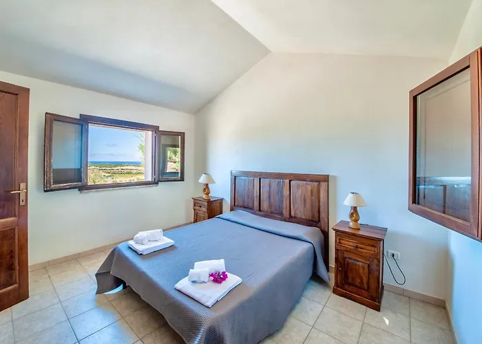 Isa - With Common Swimming-pool And Outdoor Private Area In
