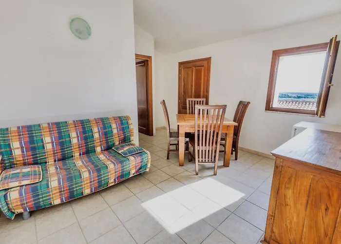 Isa - With Common Swimming-pool And Outdoor Private Area In 3* Badesi