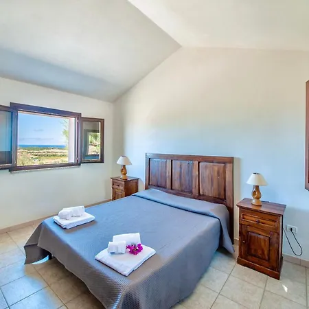 Isa - With Common Swimming-pool And Outdoor Private Area In