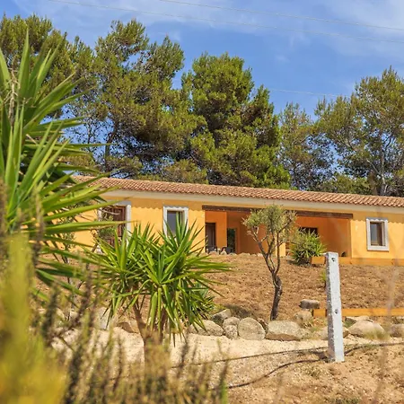 Apartahotel Isa - With Common Swimming-pool And Outdoor Private Area In Badesi